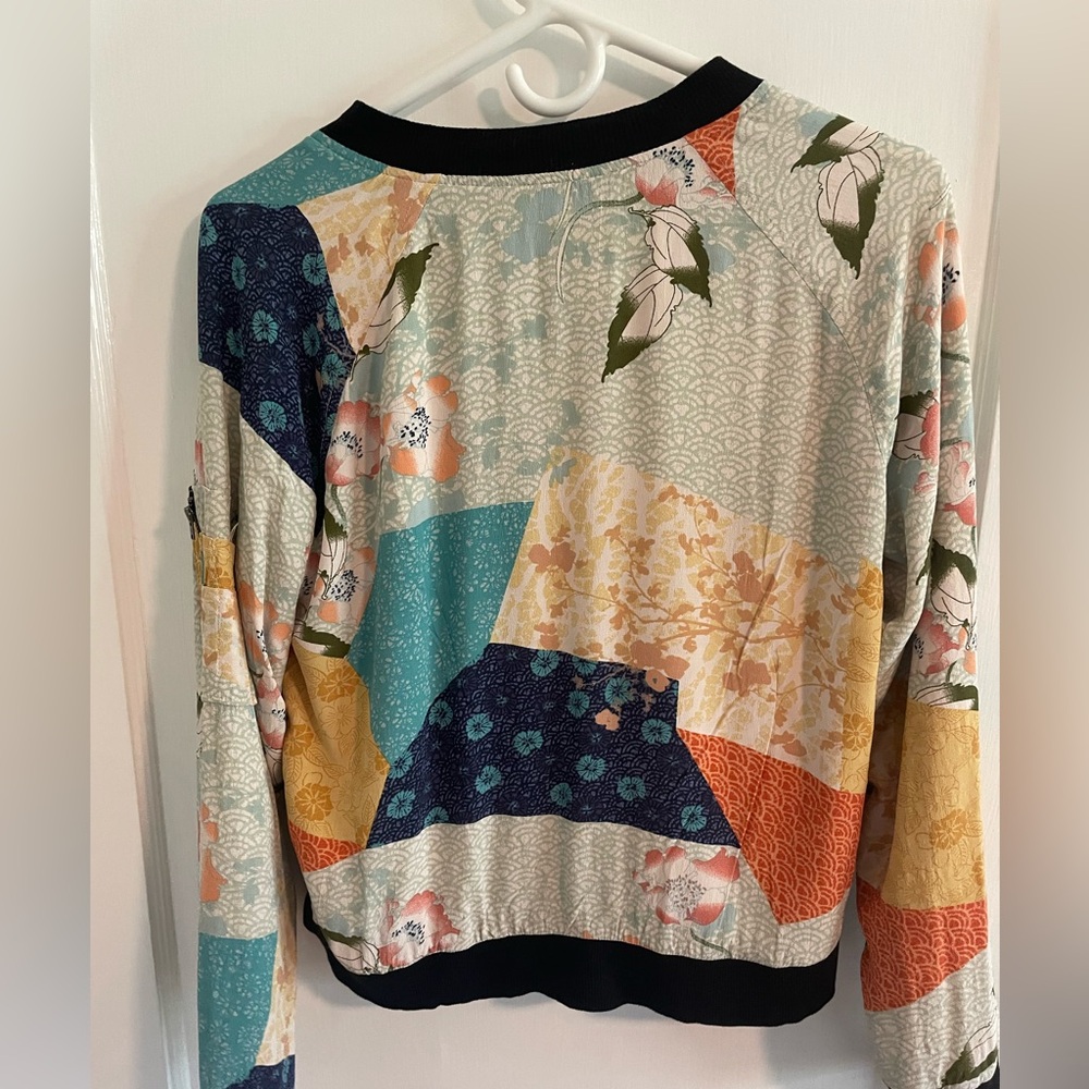 Jacket - Picture 2 of 3